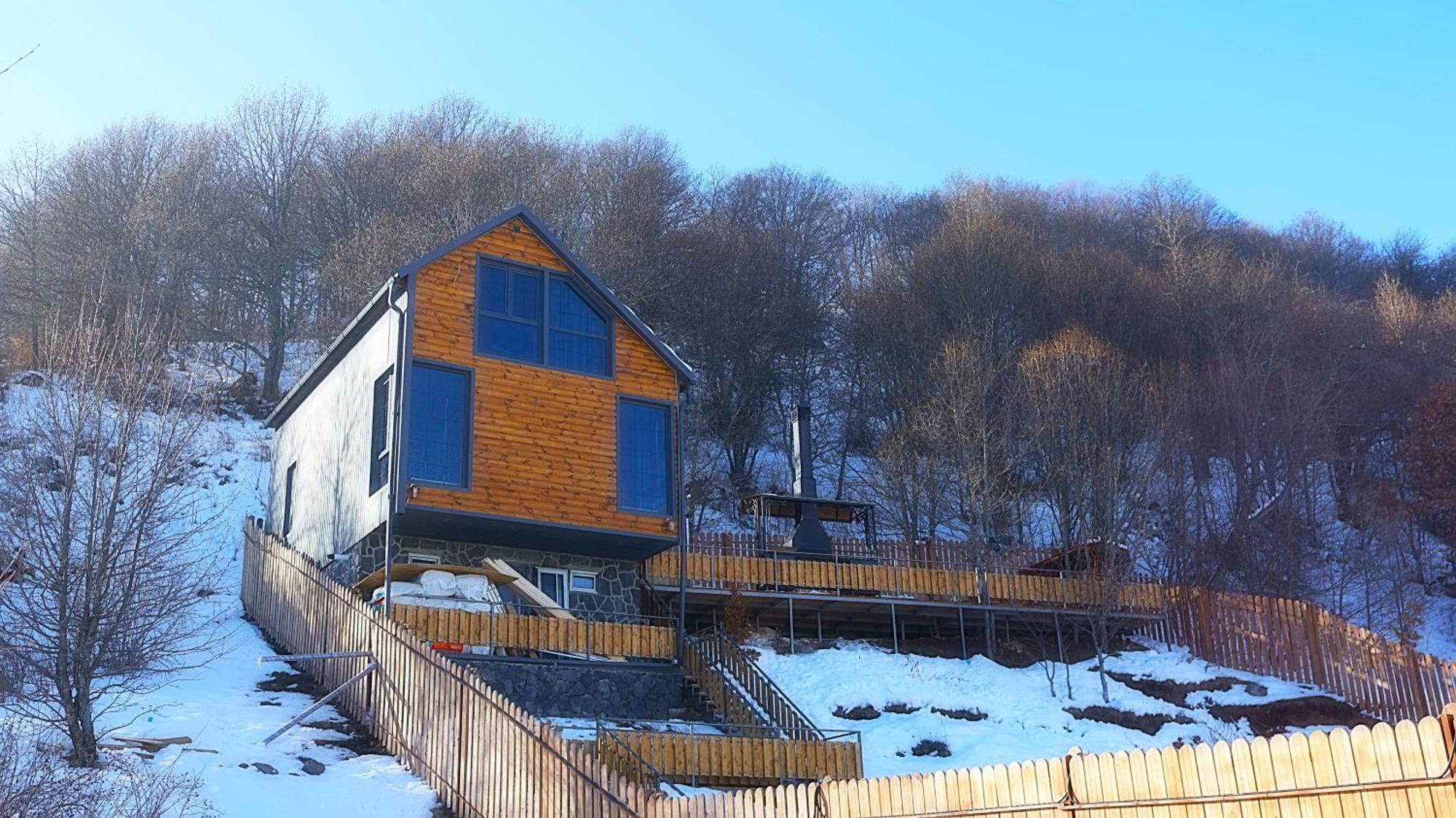 Woodness Guest House Spacious 3Br Sauna Bbq Area Artavaz Exterior photo