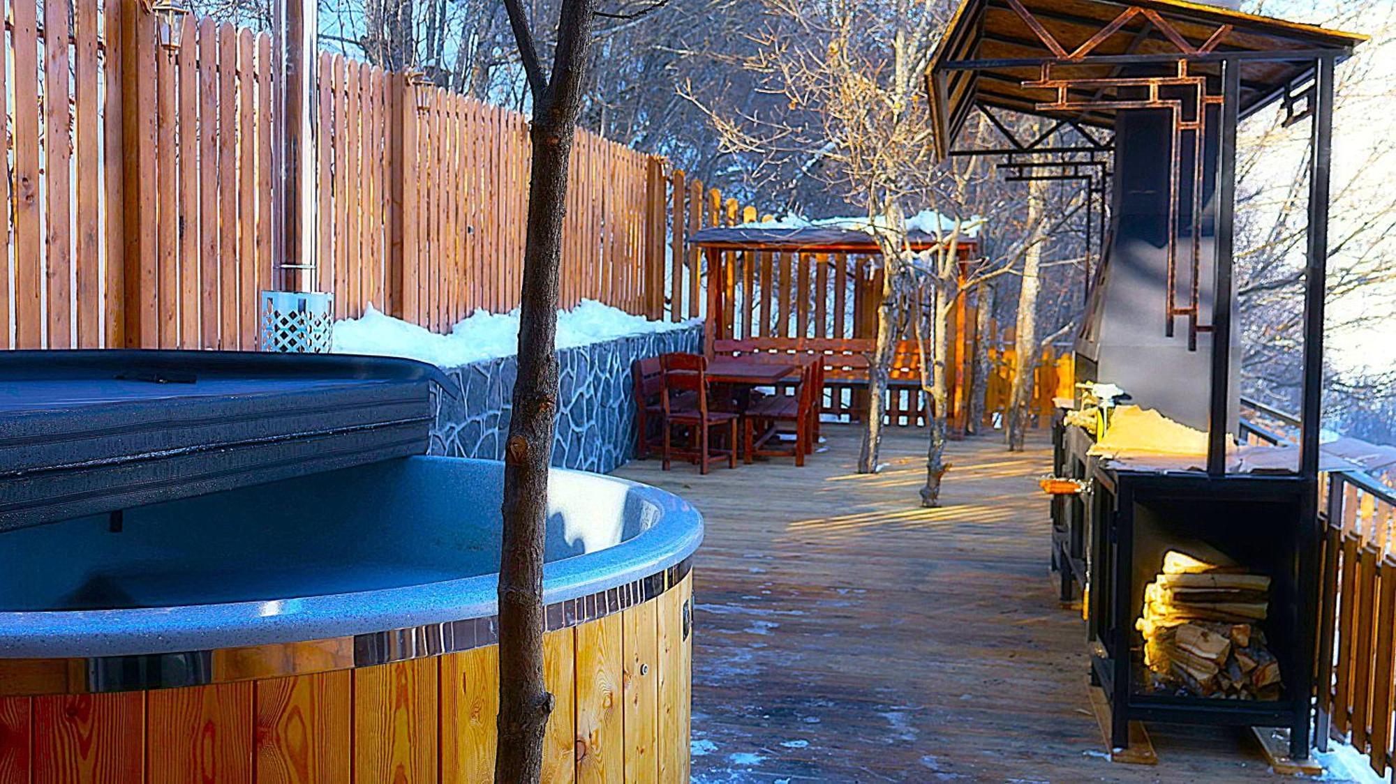 Woodness Guest House Spacious 3Br Sauna Bbq Area Artavaz Exterior photo